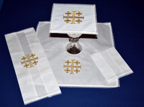 3021 MASS LINEN SET JERUSALEM CROSS W/ LACE EDGING