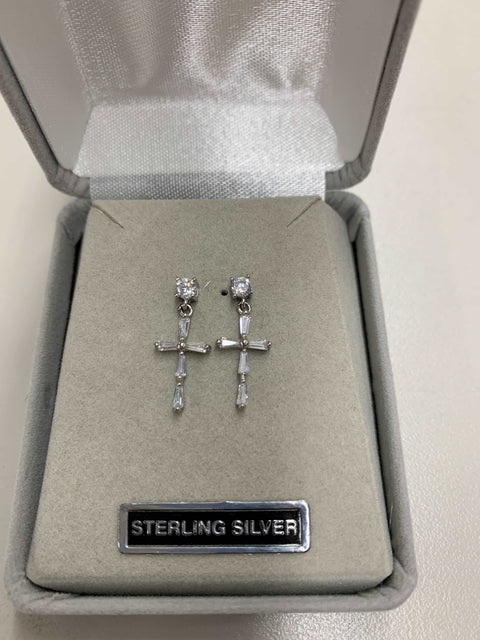 SJ8635SH----11/16 Inch Sterling Silver Crystal CZ Stone Cross Earrings