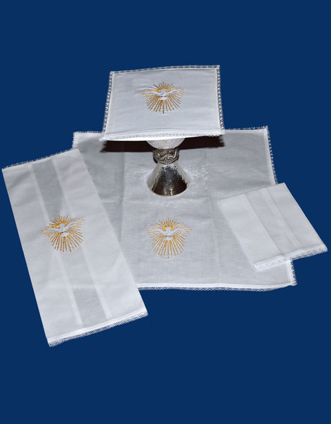 3024 HOLY SPIRIT MASS LINEN SET W/LACE EDGING