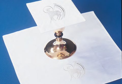 Mass Linen Set – Lamb with Flag - Altar Linens - Patrick Baker & Sons