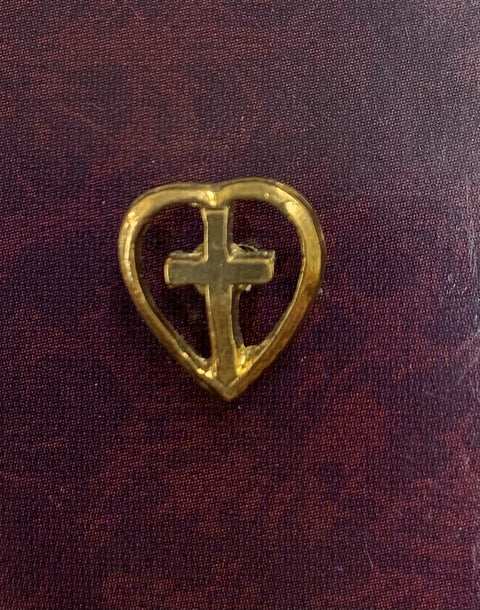 T418     Heart/Cross Pin